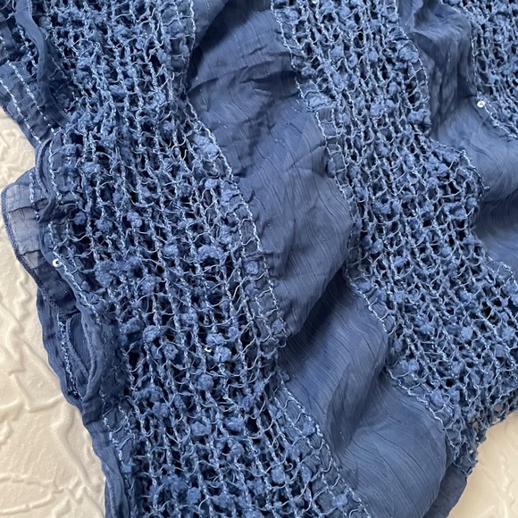 Silk Knit Sequins Scarf - Picture 4 of 4